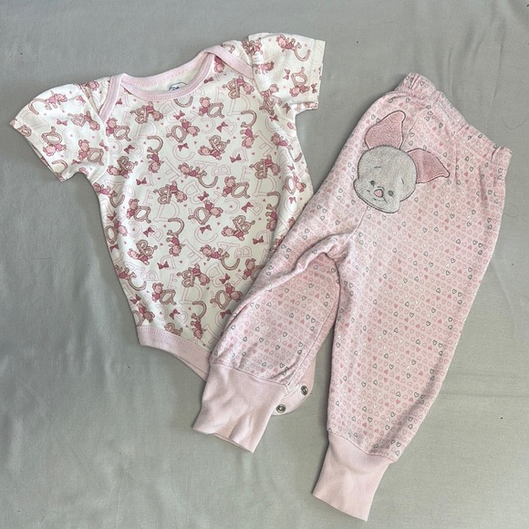 Disney - Winnie the Pooh - 2-piece Piglet Baby Pink and White Outfit - Picture 1 of 7